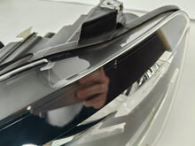Laden Sie das Bild in den Galerie-Viewer, Frontscheinwerfer VW Polo 6C1941005B Links Scheinwerfer Headlight SCH6590308894tj