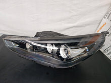 Laden Sie das Bild in den Galerie-Viewer, Frontscheinwerfer Hyundai I30 G4921-21-050 Links Scheinwerfer Headlight SCH3472961896sh