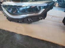 Laden Sie das Bild in den Galerie-Viewer, Frontscheinwerfer Mercedes-Benz W245 2479067001 Ein Satz Scheinwerfer Headlight SCH1456475363xv