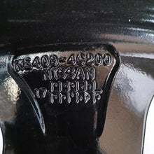 Laden Sie das Bild in den Galerie-Viewer, 1x Alufelge 17 Zoll 7.0" 5x114.3 45ET Glanz Schwarz KE409-4C200 Nissan Juke FEL1669046466ck