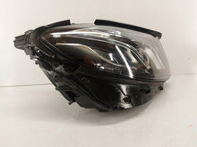 Laden Sie das Bild in den Galerie-Viewer, Frontscheinwerfer Mercedes-Benz W213 A2139069608 Xenon Rechts Headlight SCH8386073207tv