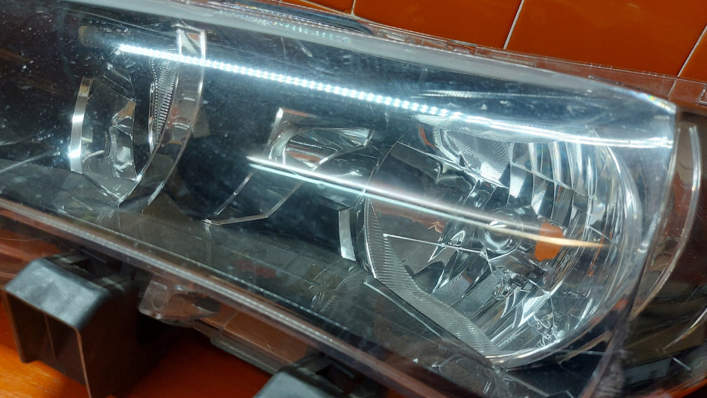 Frontscheinwerfer Toyota Corolla 81150-02E71 LED Ein Stück (Rechts oder Links)