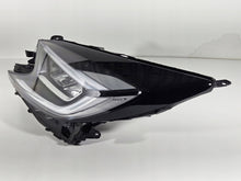 Laden Sie das Bild in den Galerie-Viewer, Frontscheinwerfer Toyota Aygo X Full LED Links Scheinwerfer Headlight SCH8686380825ry