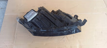 Laden Sie das Bild in den Galerie-Viewer, Frontscheinwerfer Skoda Octavia I 5E4941015A LED Links Scheinwerfer Headlight SCH9295737314mb