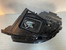 Laden Sie das Bild in den Galerie-Viewer, Frontscheinwerfer Mercedes-Benz W213 A2139067609 Full LED Rechts Headlight SCH6980198923no