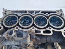 Laden Sie das Bild in den Galerie-Viewer, Motorblock Dacia Duster H5F404 1.2 TCE 125PS 92kW 127TKm 2009 Benzin Unkomplett