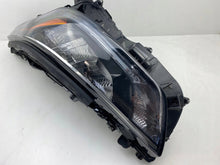 Load image into Gallery viewer, Frontscheinwerfer Toyota Highlander 101008A06N Links Scheinwerfer Headlight SCH6421359033yq