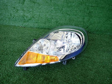 Load image into Gallery viewer, Frontscheinwerfer Renault Trafic II 8200701352 Links Scheinwerfer Headlight SCH8730830672hr