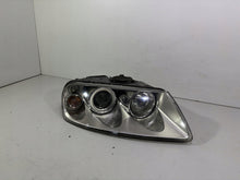 Laden Sie das Bild in den Galerie-Viewer, Frontscheinwerfer VW Touareg 12784343643 Rechts Scheinwerfer Headlight SCH2426481136tz