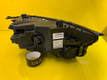 Laden Sie das Bild in den Galerie-Viewer, Frontscheinwerfer Citroën 9831755780 LED Links Scheinwerfer Headlight