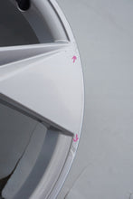 Laden Sie das Bild in den Galerie-Viewer, 1x Alufelge 17 Zoll 8.0" 5x112 46ET Glanz Silber 8Y0601025A Audi Rim Wheel FEL9631932565wg