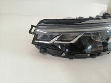 Laden Sie das Bild in den Galerie-Viewer, Frontscheinwerfer VW Passat 3J1941005 Full LED Links Scheinwerfer Headlight SCH4310523435om