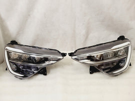Frontscheinwerfer Renault Arkana 260107780R 260603632R LED Ein Satz Headlight
