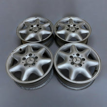 Laden Sie das Bild in den Galerie-Viewer, 1x Alufelge 15 Zoll 6.0&quot; 5x112 31ET 2034010002 Mercedes-Benz W203 Rim Wheel