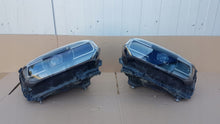 Laden Sie das Bild in den Galerie-Viewer, Frontscheinwerfer Porsche Taycan Full LED Ein Satz Scheinwerfer Headlight SCH5479248236nh