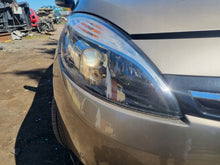 Laden Sie das Bild in den Galerie-Viewer, Frontscheinwerfer Renault Grand III Scenic 260106928R Rechts Headlight SCH3488131705pn