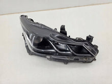 Load image into Gallery viewer, Frontscheinwerfer Toyota Corolla 81110-0T30 Rechts Scheinwerfer Headlight SCH2172358617vv