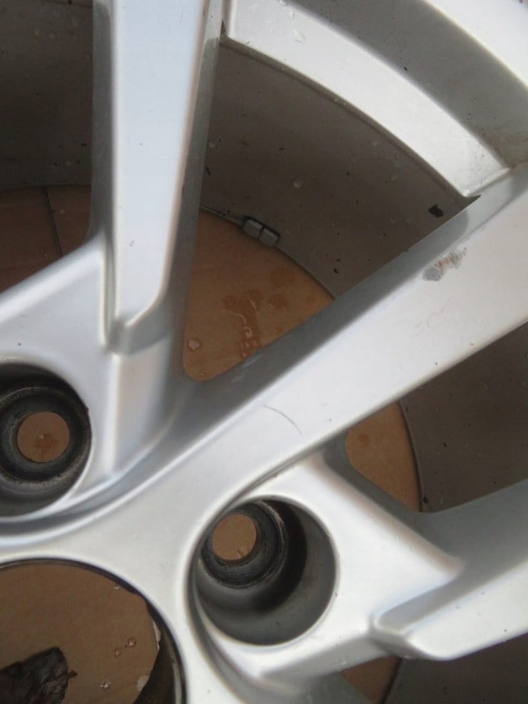 1x Alufelge 17 Zoll 7.5" 5x112 51ET Glanz Silber 8V0601025CS Audi A3 Rim Wheel FEL2151416515nv