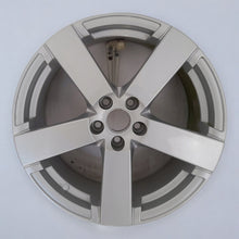 Load image into Gallery viewer, 1x Alufelge 17 Zoll 7.0&quot; 5x100 43ET Glanz Silber 6J0071493 Seat Rim Wheel