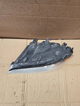 Laden Sie das Bild in den Galerie-Viewer, Frontscheinwerfer Volvo V70 I S80 31214347 Links Scheinwerfer Headlight SCH5860740766nr