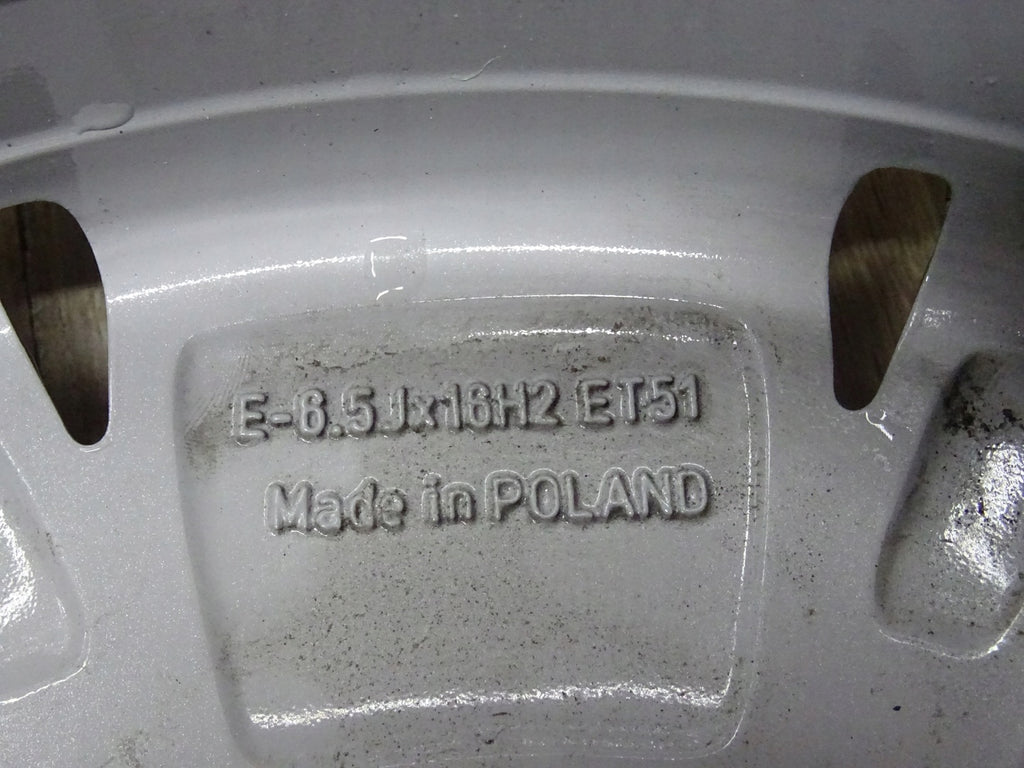 1x Alufelge 16 Zoll 6.5" 5x120 51ET Glanz Silber 7E0601025F VW T6 T5 Rim Wheel