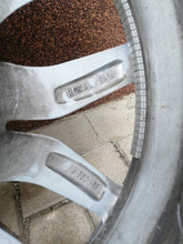 Load image into Gallery viewer, 1x Alufelge 19 Zoll 9.0" 5x112 38ET Glanz Silber 6880685 BMW X5 G05 X6 G06 FEL6642898875ze