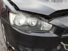 Laden Sie das Bild in den Galerie-Viewer, Frontscheinwerfer Mitsubishi Lancer VIII AK-12-693916 Rechts Headlight