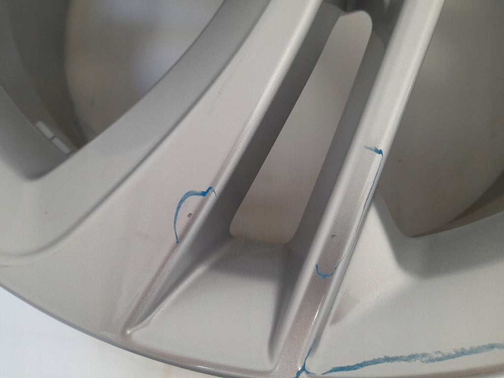 1x Alufelge 17 Zoll 7.0" 5x114.3 40ET Glanz Silber KE409-4E200 8201485175 Nissan