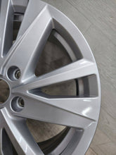 Load image into Gallery viewer, 1x Alufelge 16 Zoll 5TA601025Q VW Touran Rim Wheel FEL9028779088rf