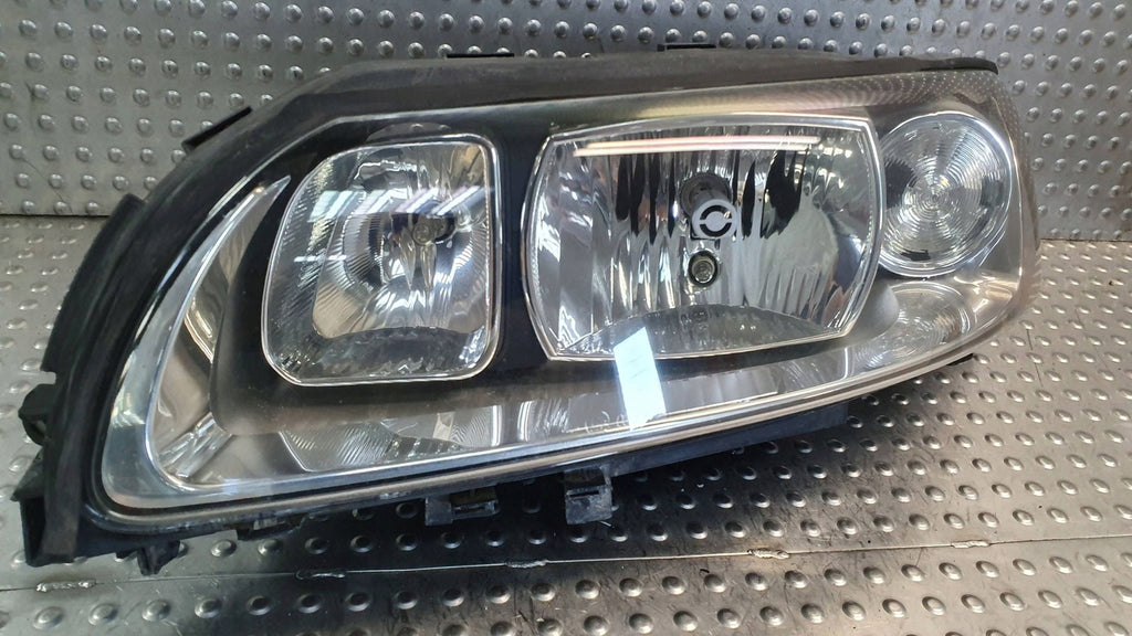 Frontscheinwerfer Volvo Xc70 V70 II 30698835 Links Scheinwerfer Headlight