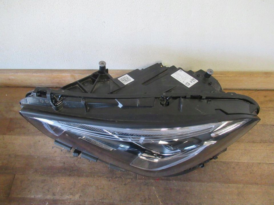 Frontscheinwerfer Mercedes-Benz Cla X118 C118 A1189068900 LED Links Headlight SCH8145976052bg