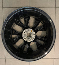 Laden Sie das Bild in den Galerie-Viewer, 1x Alufelge 17 Zoll 6.5&quot; 5x114.3 D03003ZL3A Renault Rim Wheel