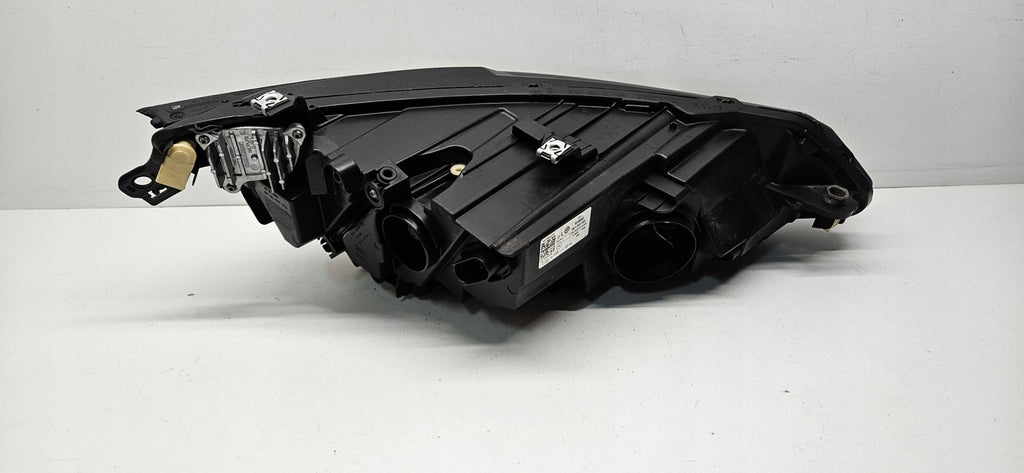 Frontscheinwerfer VW Golf VIII I 5H1941005 LED Ein Stück (Rechts oder Links) SCH3541687160ig