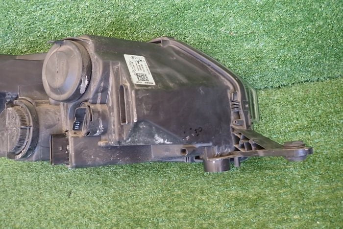 Frontscheinwerfer Skoda Rapid 5G1941015D Links Scheinwerfer Headlight SCH6126138243io