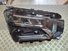 Laden Sie das Bild in den Galerie-Viewer, Frontscheinwerfer Citroën C3 9851349080 LED Ein Stück (Rechts oder Links) SCH2369622923mr