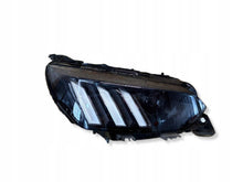 Laden Sie das Bild in den Galerie-Viewer, Frontscheinwerfer Peugeot 2008 208 II BWG1713 Rechts Scheinwerfer Headlight SCH2023838014lp