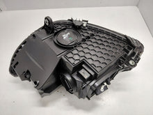 Laden Sie das Bild in den Galerie-Viewer, Frontscheinwerfer Mercedes-Benz W206 A2069067203 Full LED Rechts Headlight SCH3303815087wi