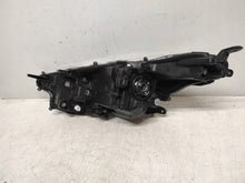 Laden Sie das Bild in den Galerie-Viewer, Frontscheinwerfer Toyota IV Yaris Rechts Scheinwerfer Headlight SCH3248413945rj