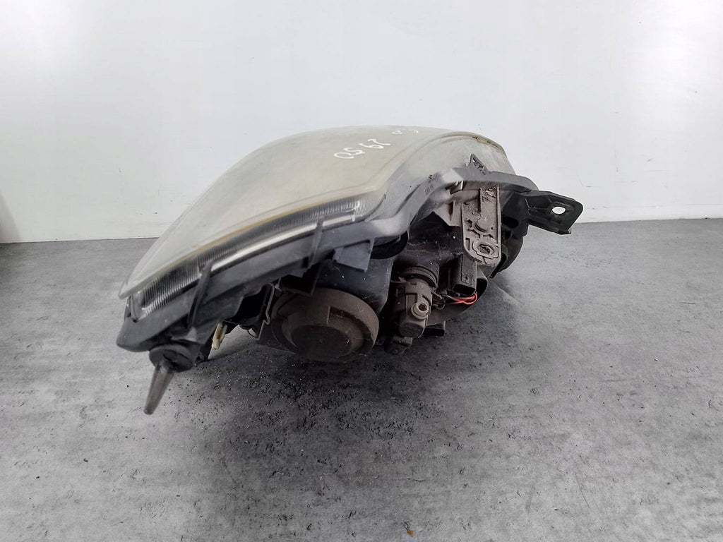 Frontscheinwerfer Renault Clio III 8200261610 89900161 Links Headlight SCH2614615521zi