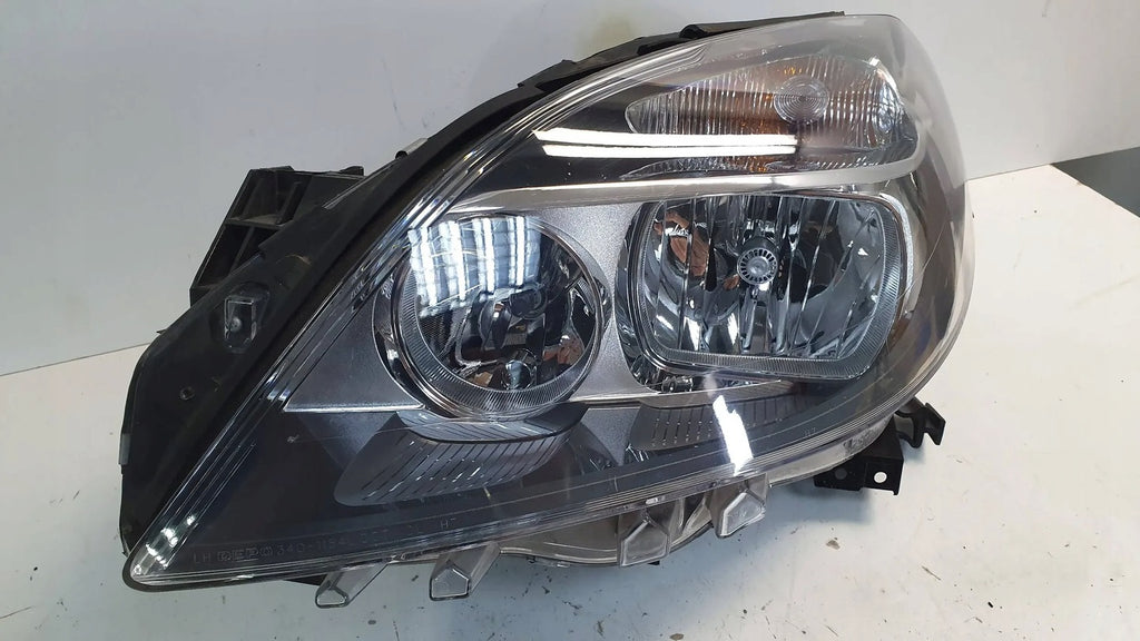 Frontscheinwerfer Mercedes-Benz W246 AWU9462 Links Scheinwerfer Headlight