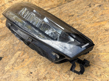 Laden Sie das Bild in den Galerie-Viewer, Frontscheinwerfer Skoda Fabia IV 6VB941016 Rechts Scheinwerfer Headlight SCH2562673979jp