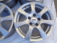 Load image into Gallery viewer, 4x Alufelge 16 Zoll 7.5" 5x120 37ET BMW E90 Insignia Rim Wheel FEL8225227750zt