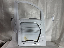 Load image into Gallery viewer, Tür Mercedes-Benz Vito W447 Vorne Links Zum Streichen Door Porta Porte