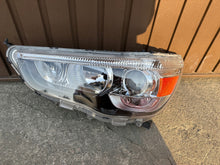 Laden Sie das Bild in den Galerie-Viewer, Frontscheinwerfer Mitsubishi Asx 467807970 Xenon Links Scheinwerfer Headlight