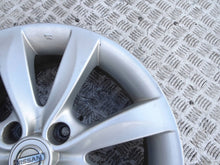 Laden Sie das Bild in den Galerie-Viewer, 1x Alufelge 16 Zoll Nissan Note E12 Rim Wheel FEL2671659259qh