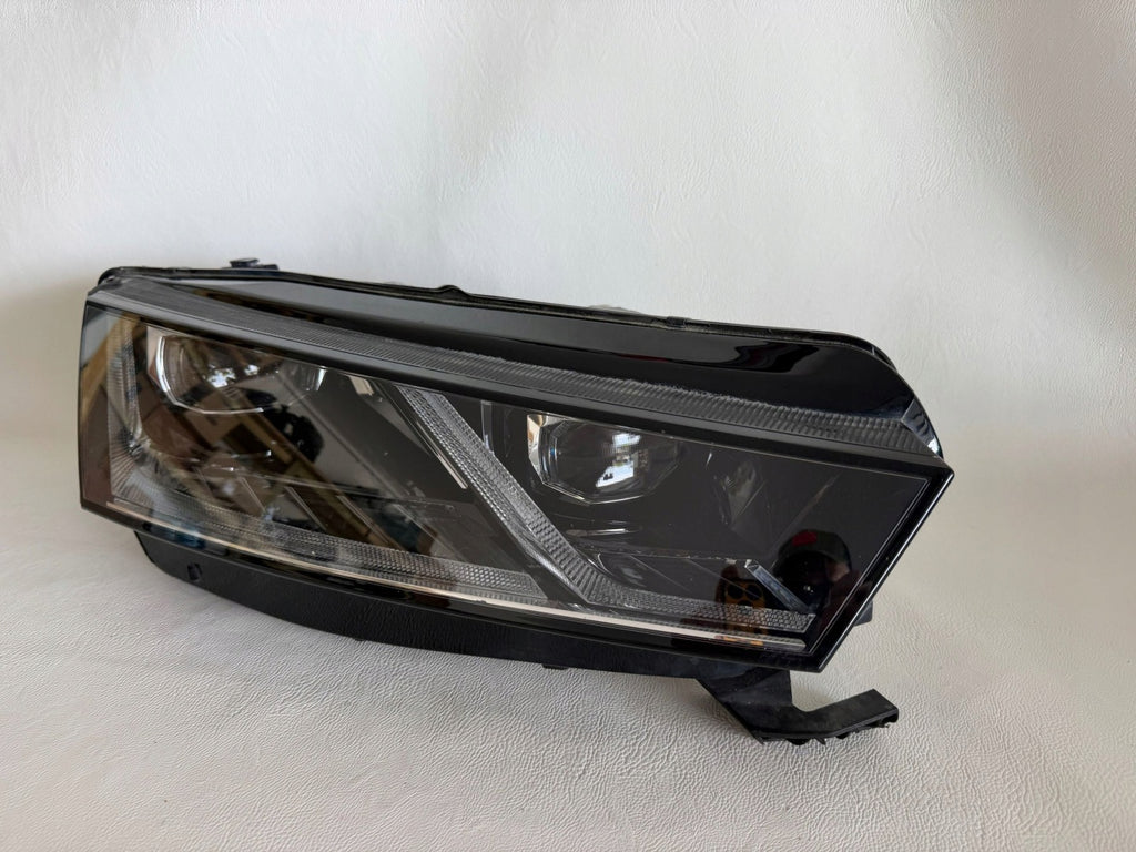 Frontscheinwerfer Skoda Octavia IV 5E4941016A Rechts Scheinwerfer Headlight SCH6041445782nz