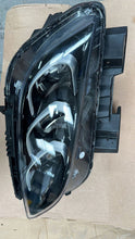 Load image into Gallery viewer, Frontscheinwerfer Hyundai Kona 92102-J9600 Rechts Scheinwerfer Headlight SCH3841363389hp