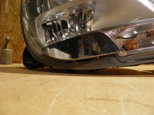 Load image into Gallery viewer, Frontscheinwerfer Daf 1EX010116-32 Rechts Scheinwerfer Headlight SCH7083787533lh