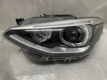Laden Sie das Bild in den Galerie-Viewer, Frontscheinwerfer BMW 1 F21 F20 7229677 Xenon Ein Stück (Rechts oder Links) SCH9625699077gb