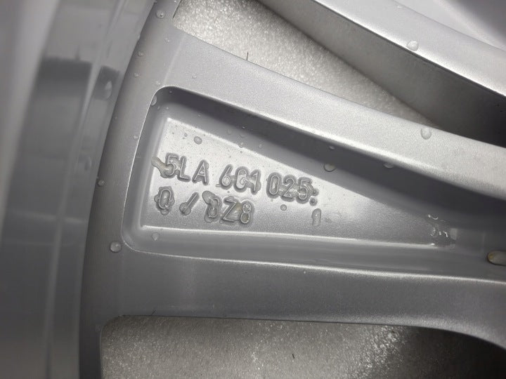 1x Alufelge 19 Zoll 8.0" 5x112 45ET Glanz Silber 5LA601025Q Skoda Octavia I FEL8302199667kf